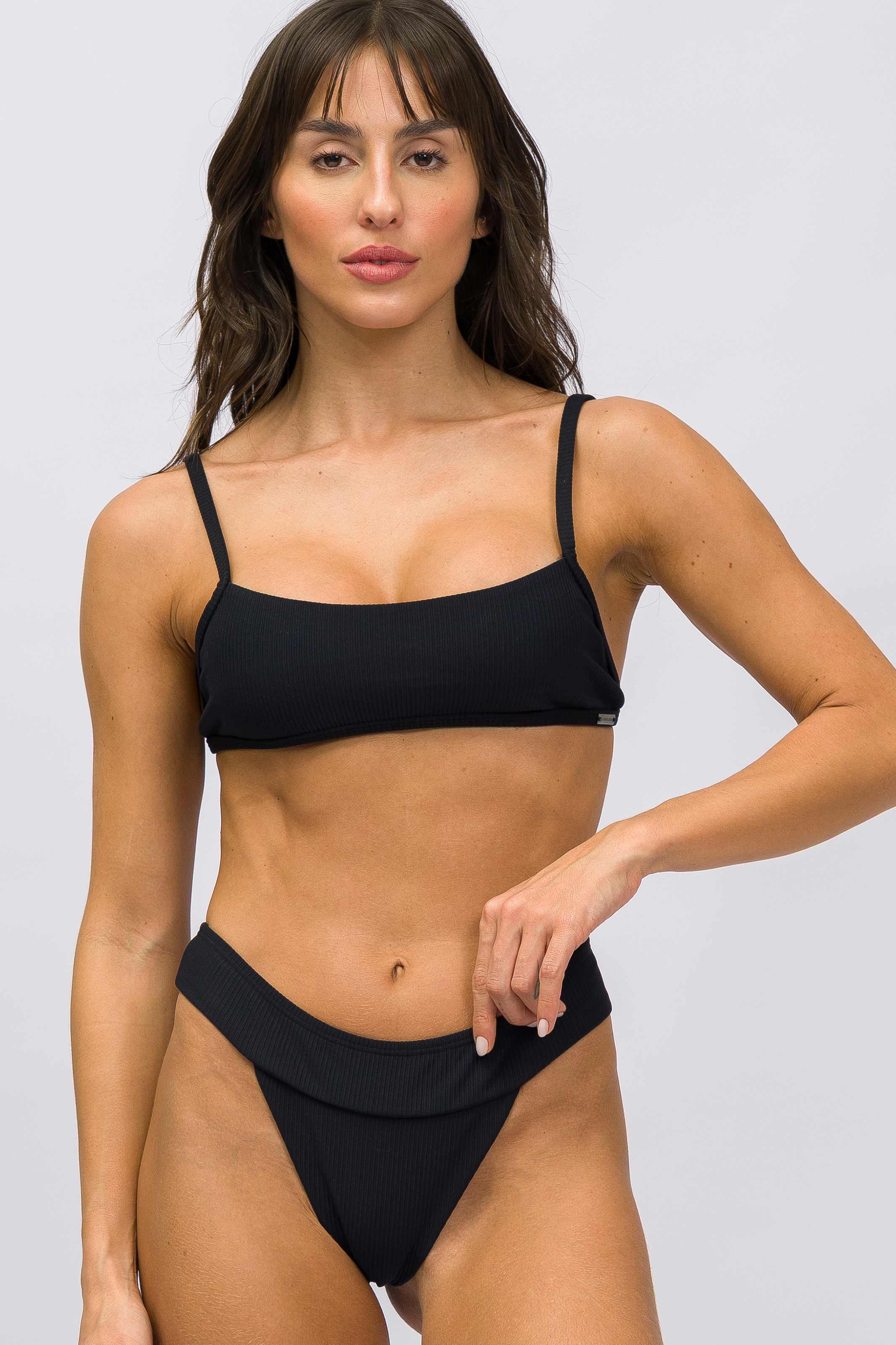 Biquíni Top Frente Única e Calcinha com Cós Preto