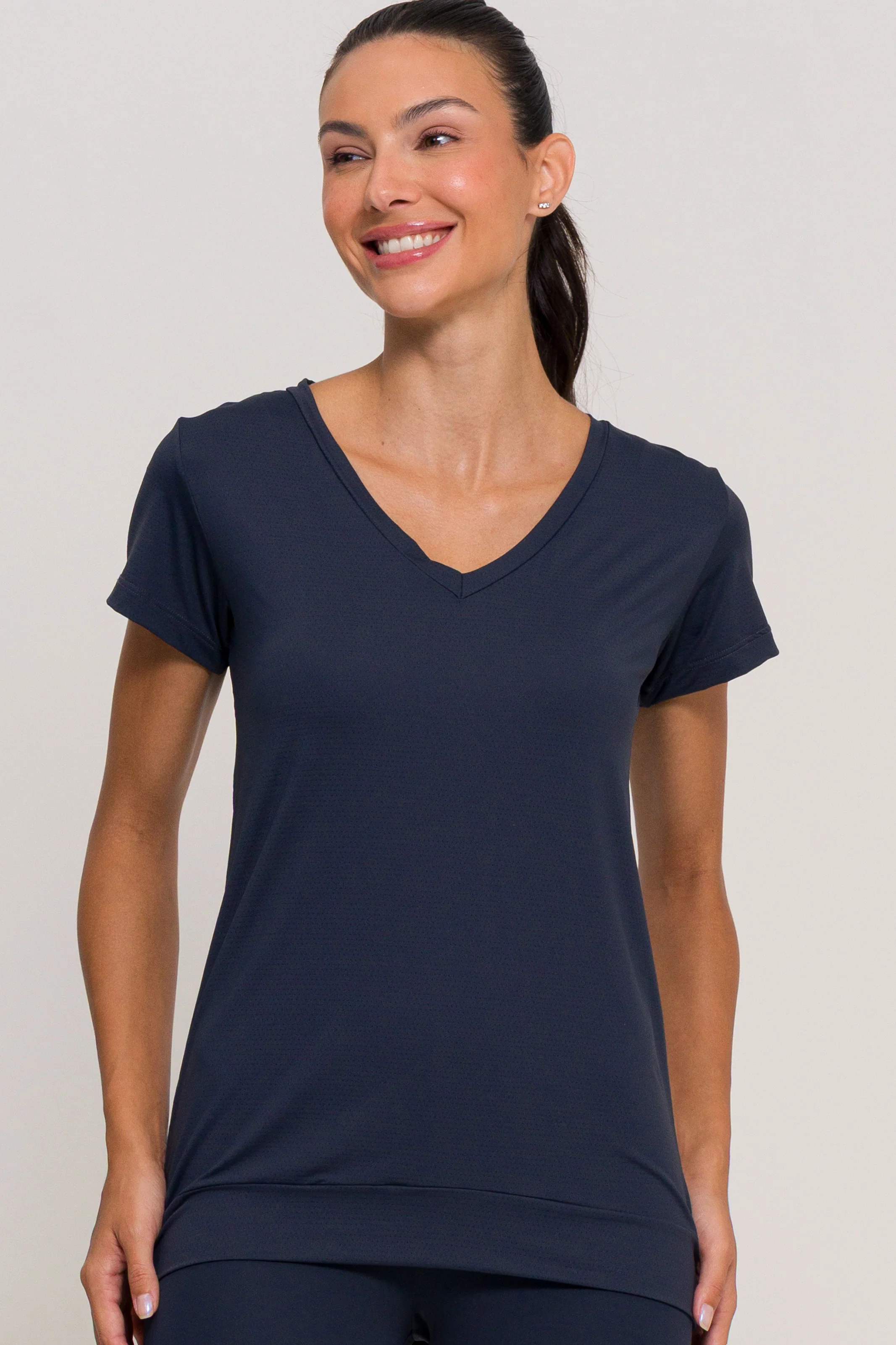 Blusa de Poliamida Gola V Chumbo