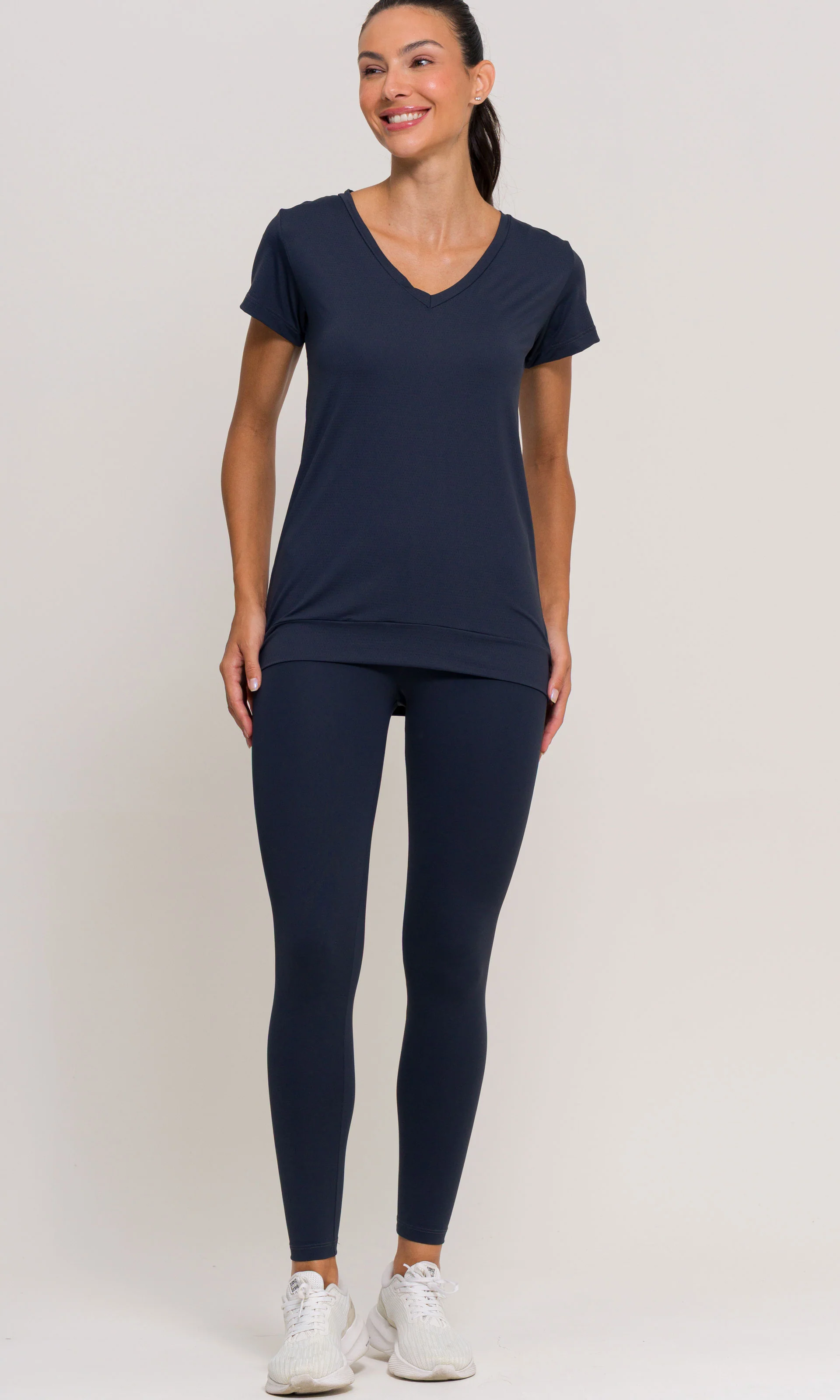 Blusa de Poliamida Gola V Chumbo - Image 5