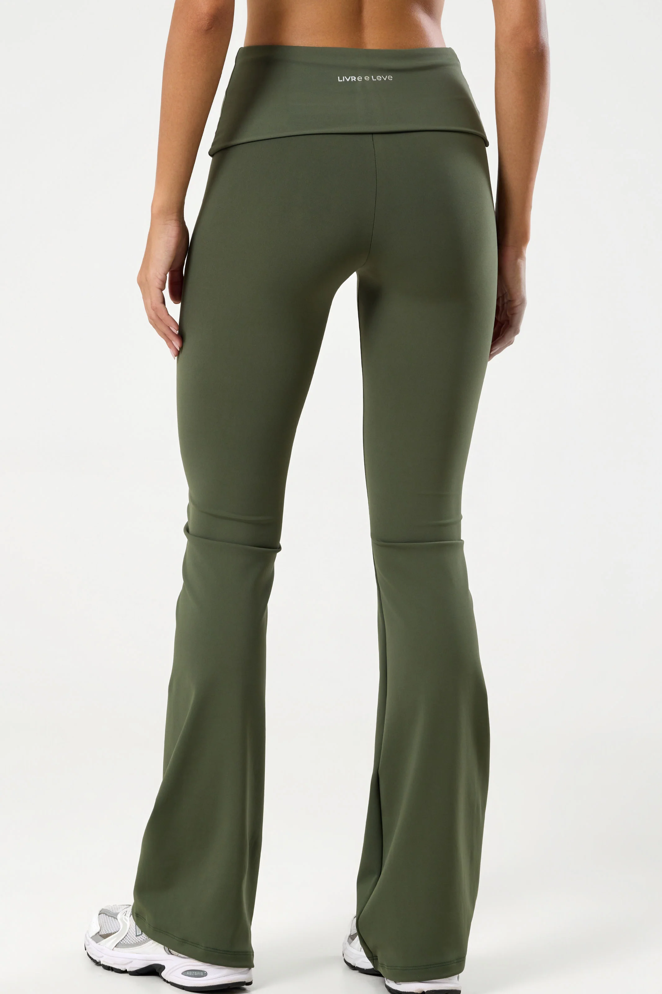 Calça Flare com Cós de Virar Verde - Image 3