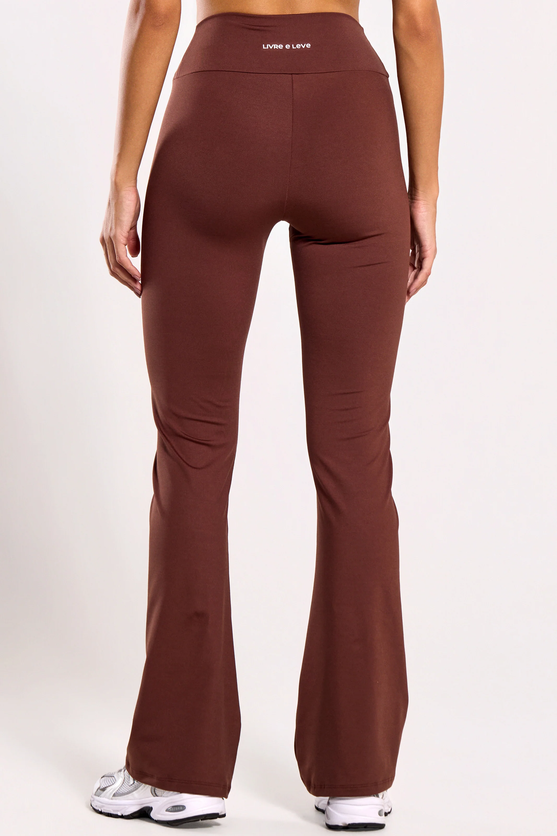 Calça Flare Térmica Flanelada Marrom - Image 3