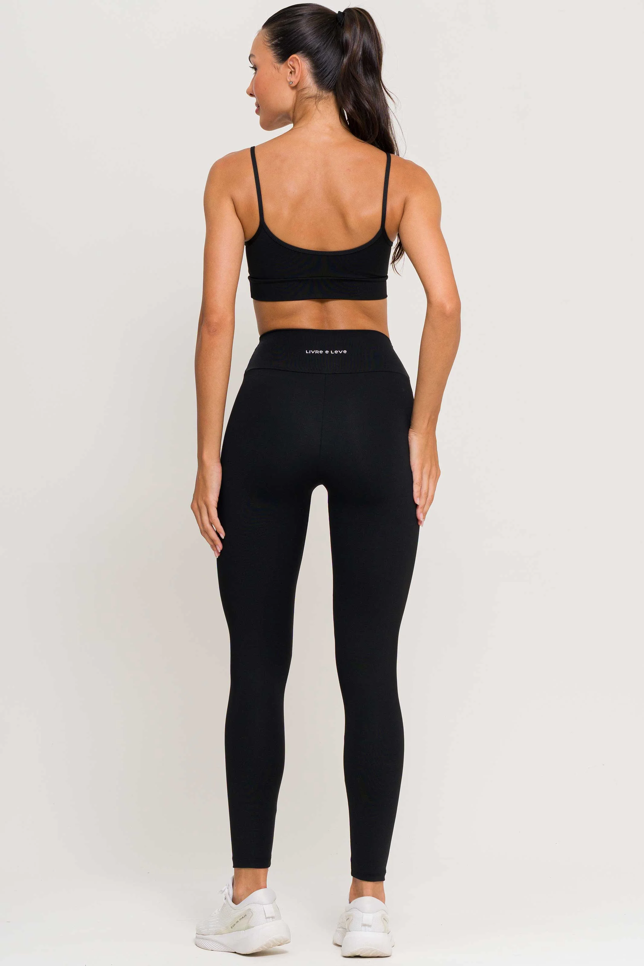 Conjunto Top Alcinha e Legging Poliamida Preto - Image 2