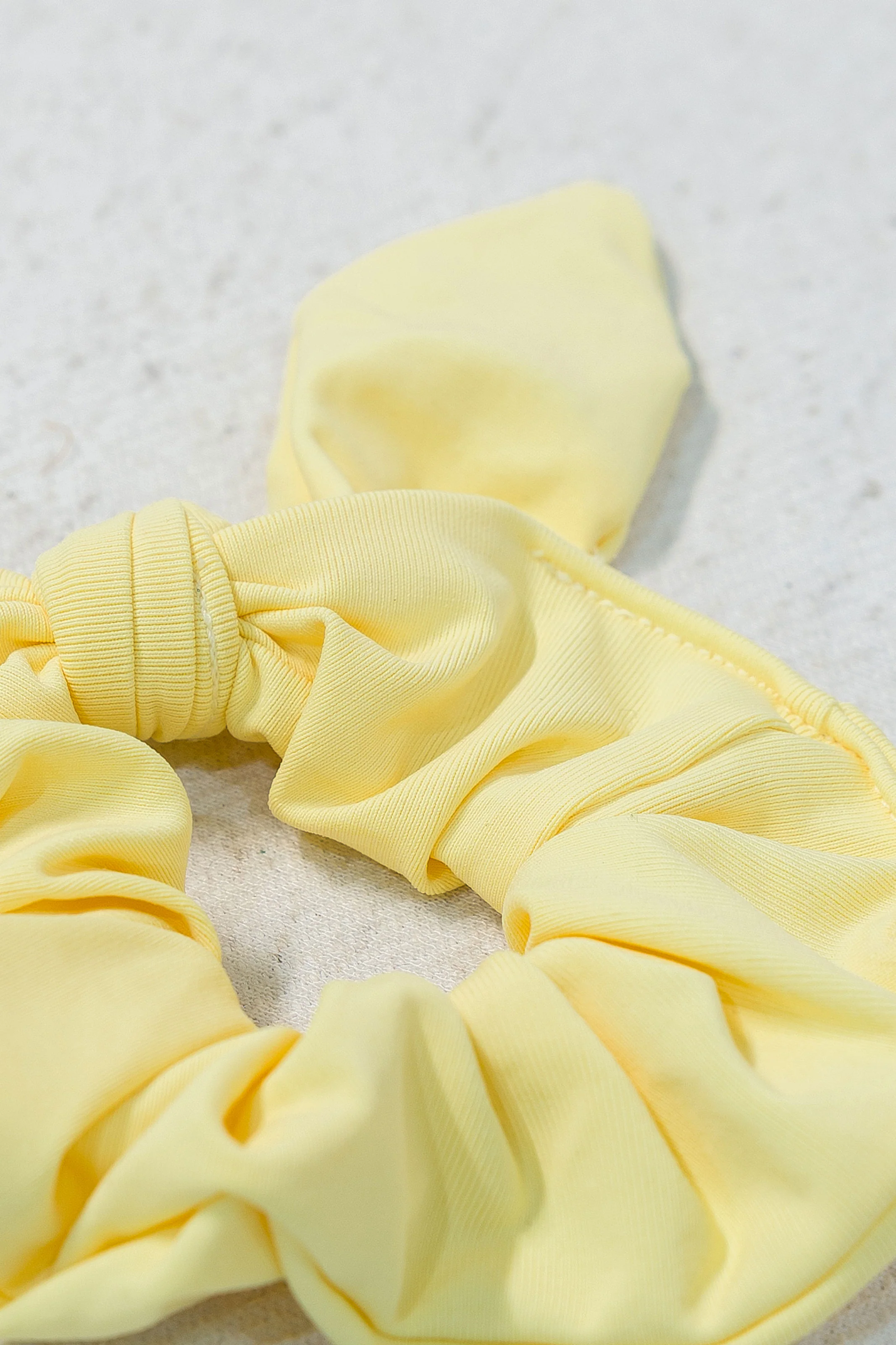 Frufru de Cabelo com Nozinho Amarelo - Image 4