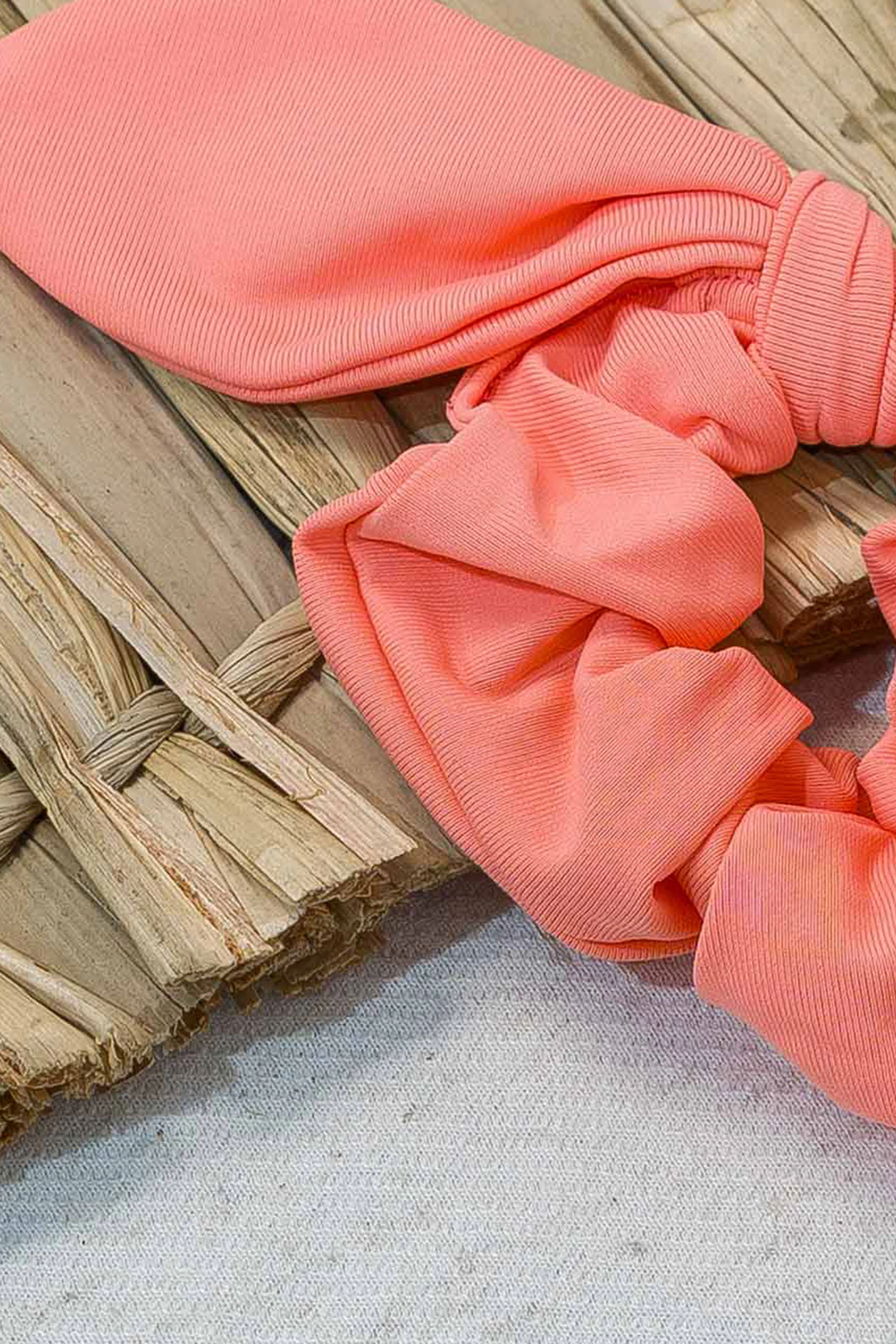 Frufru de Cabelo com Nozinho Coral - Image 3
