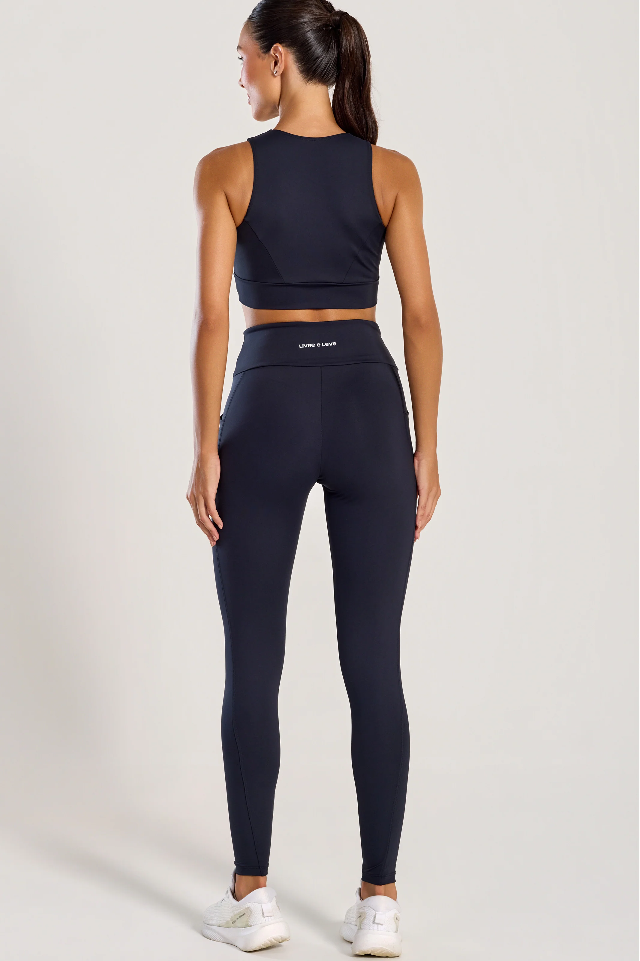 Legging com Bolso Anticelulite Preta - Image 6