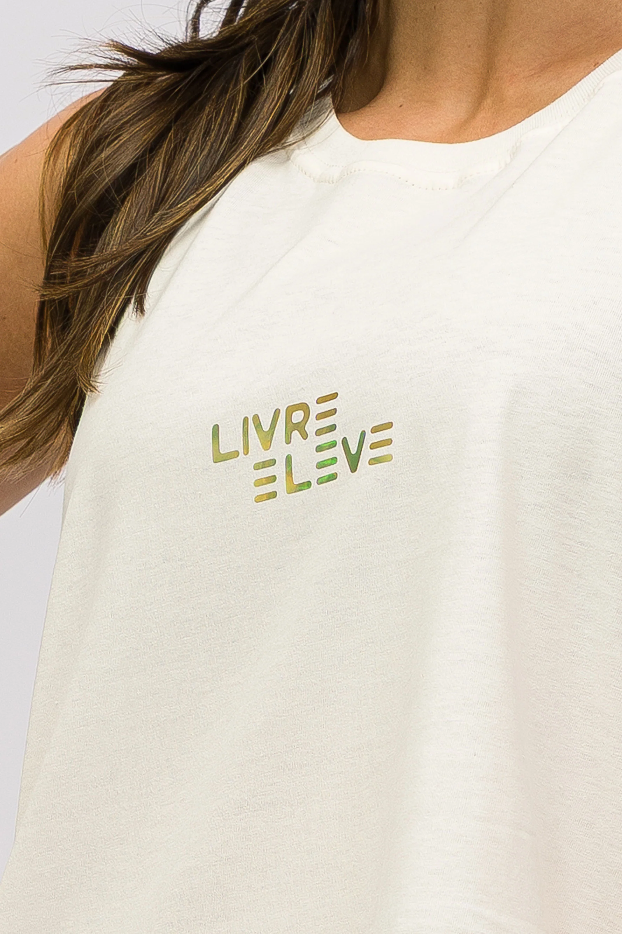 Regata Cavada Off-White Livre e Leve - Image 5