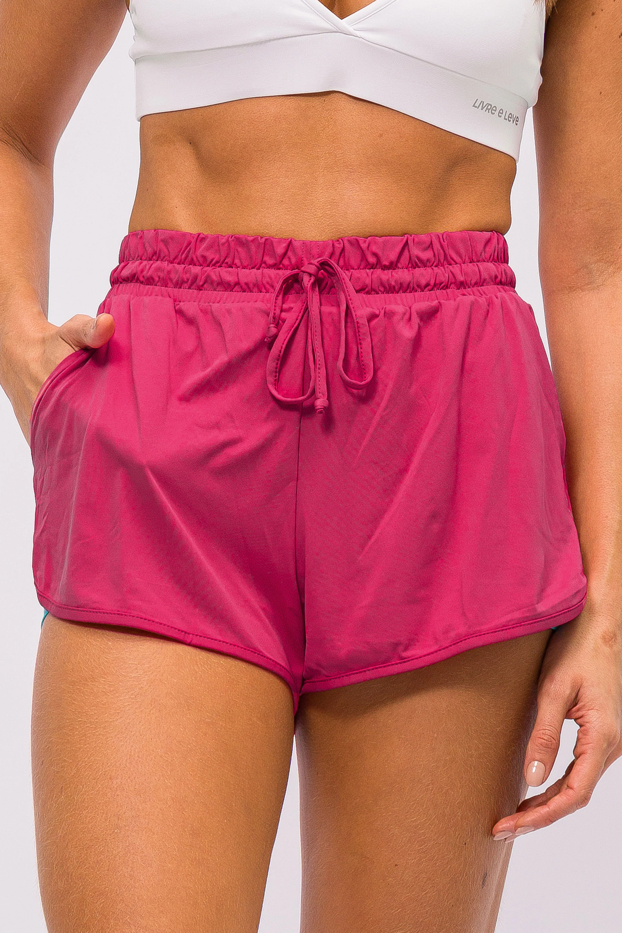 Short Arredondado de Poliamida com Bolso Rosa - Image 4