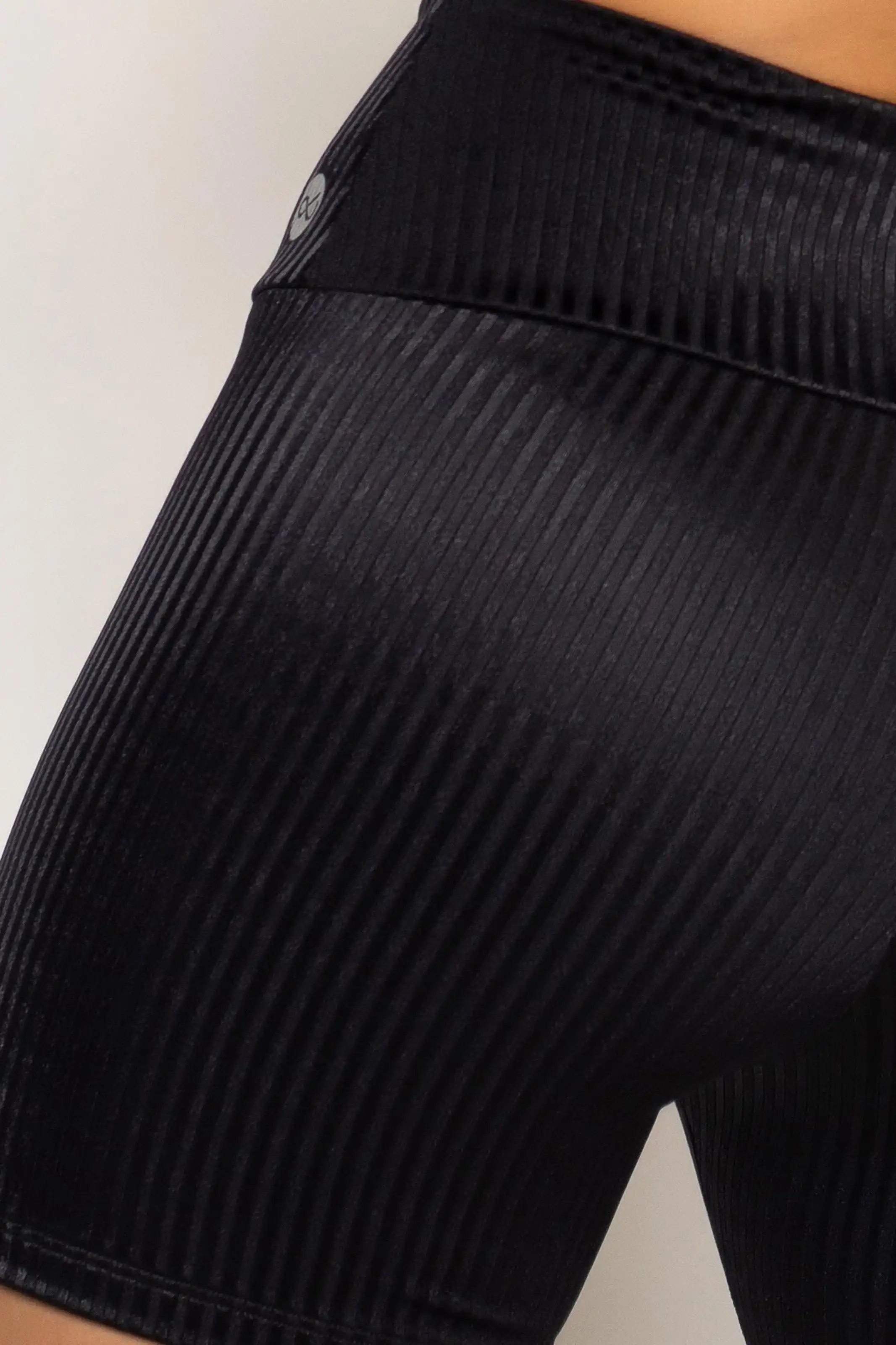 Short com Textura Preto - Image 5