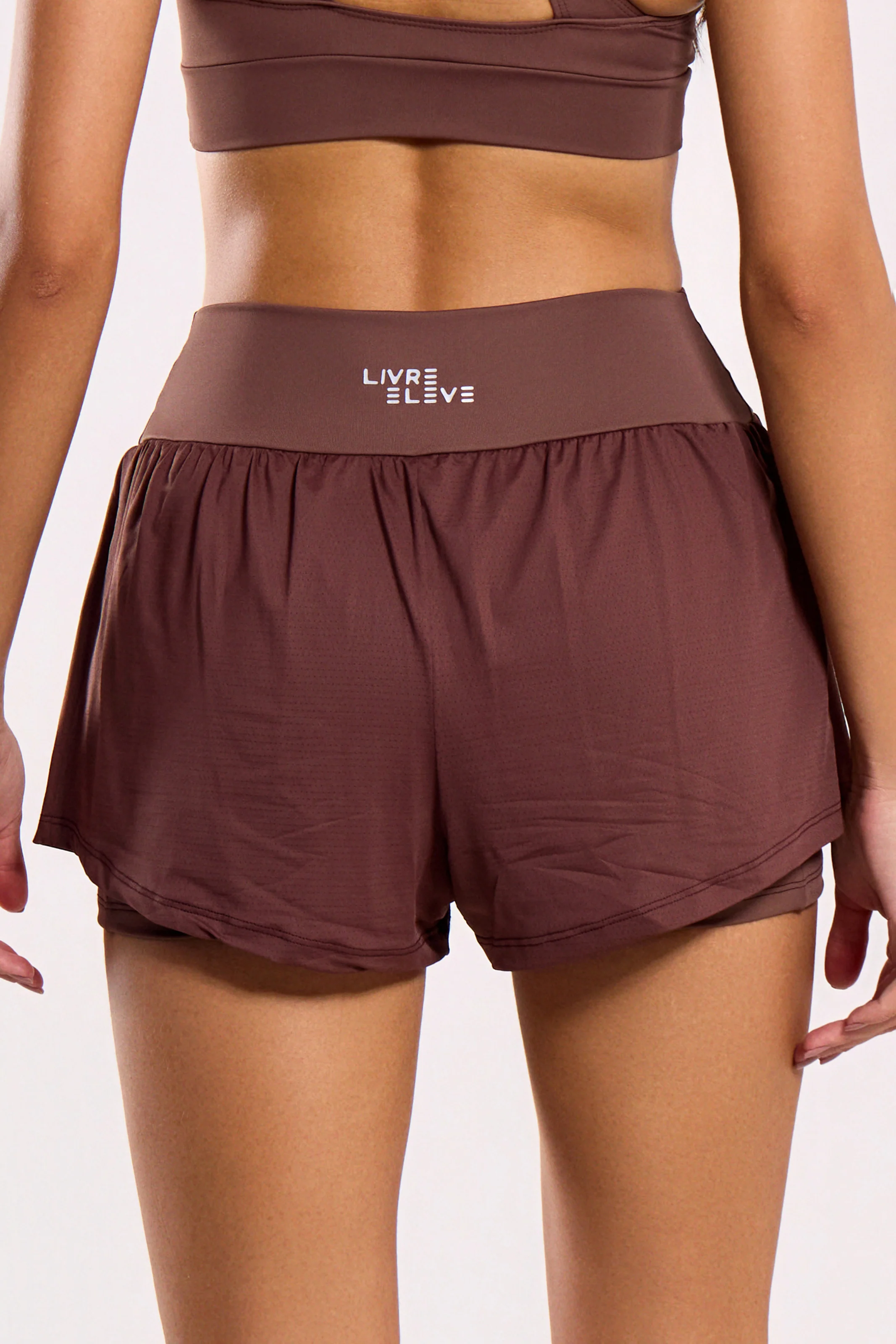 Short Duplo com Bolso Interno Marrom - Image 3