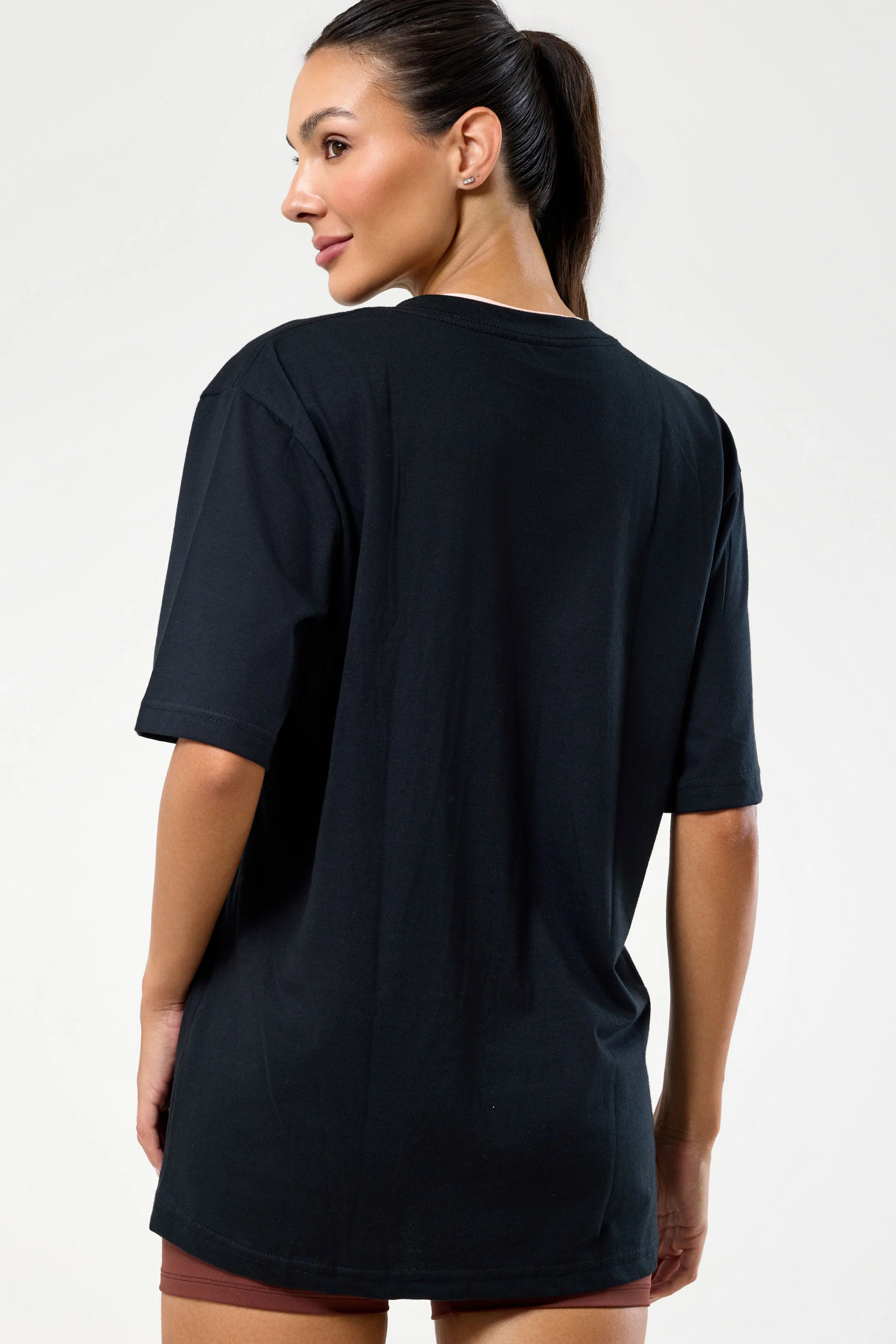 T-Shirt Oversized Preta - Image 3
