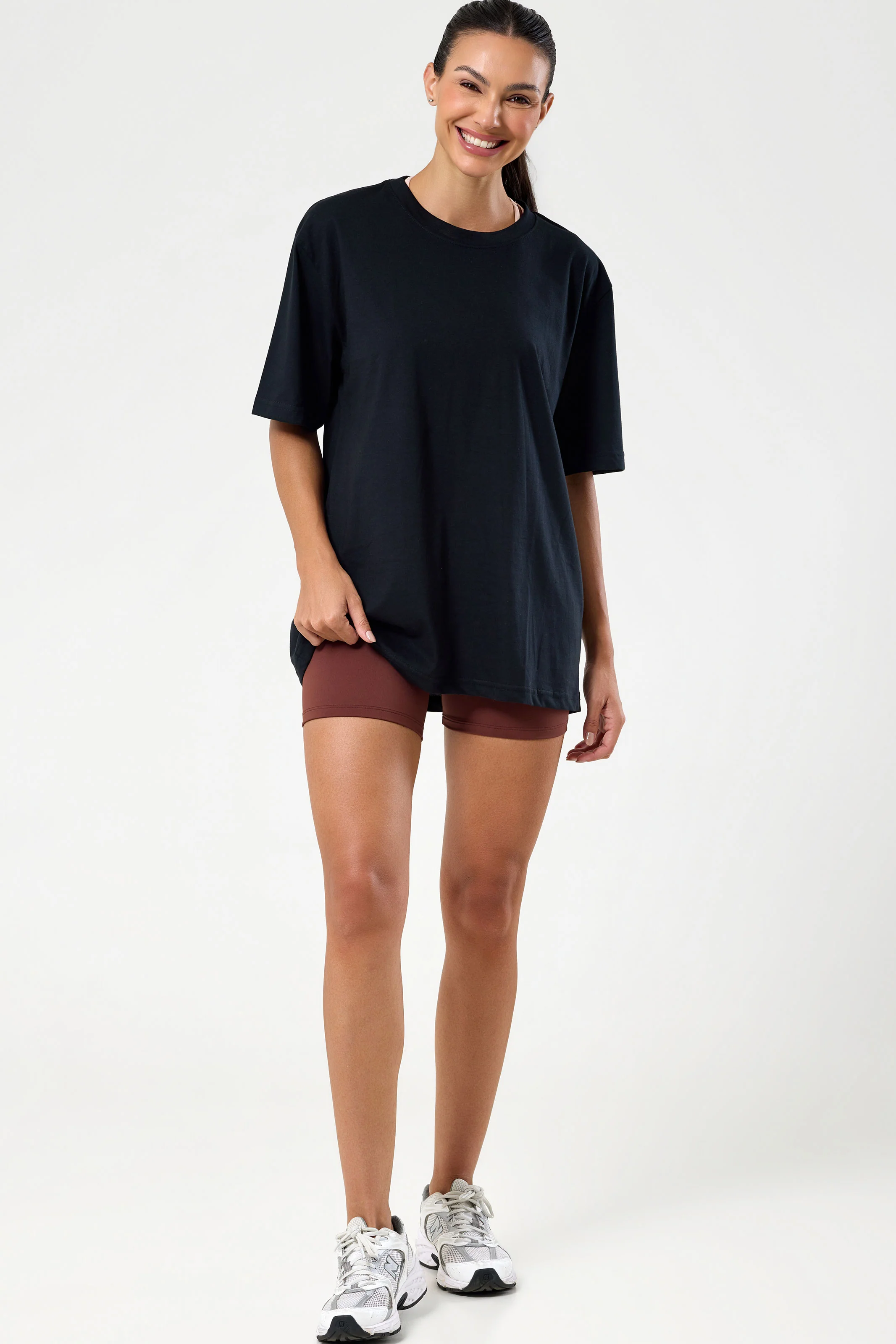 T-Shirt Oversized Preta - Image 5